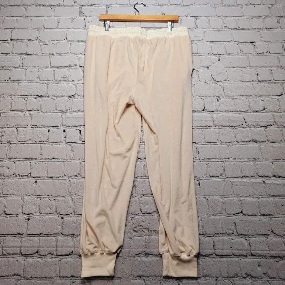Lovers + Friends‎ Zuma Jogger Peony Pink Size XL?